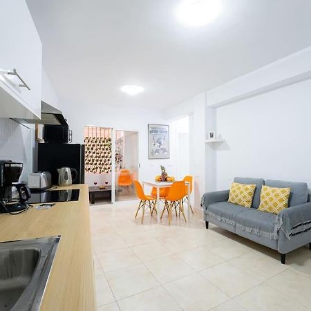Canasteros Apartments ! Малага Экстерьер фото