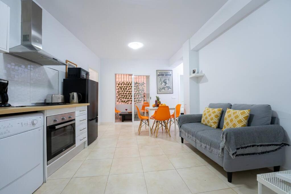 Canasteros Apartments ! Малага Экстерьер фото